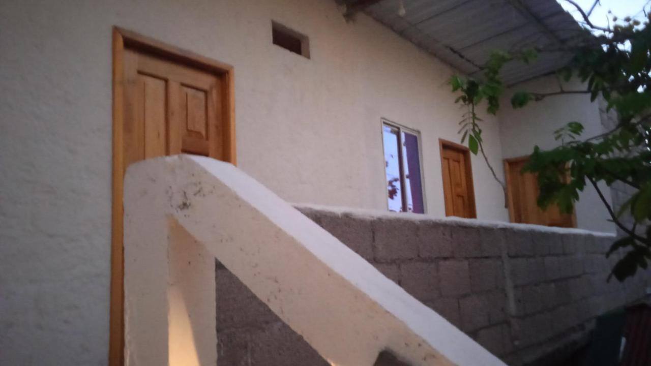 Hostal Cabanas Don Jorge Puerto Baquerizo Moreno Exterior foto